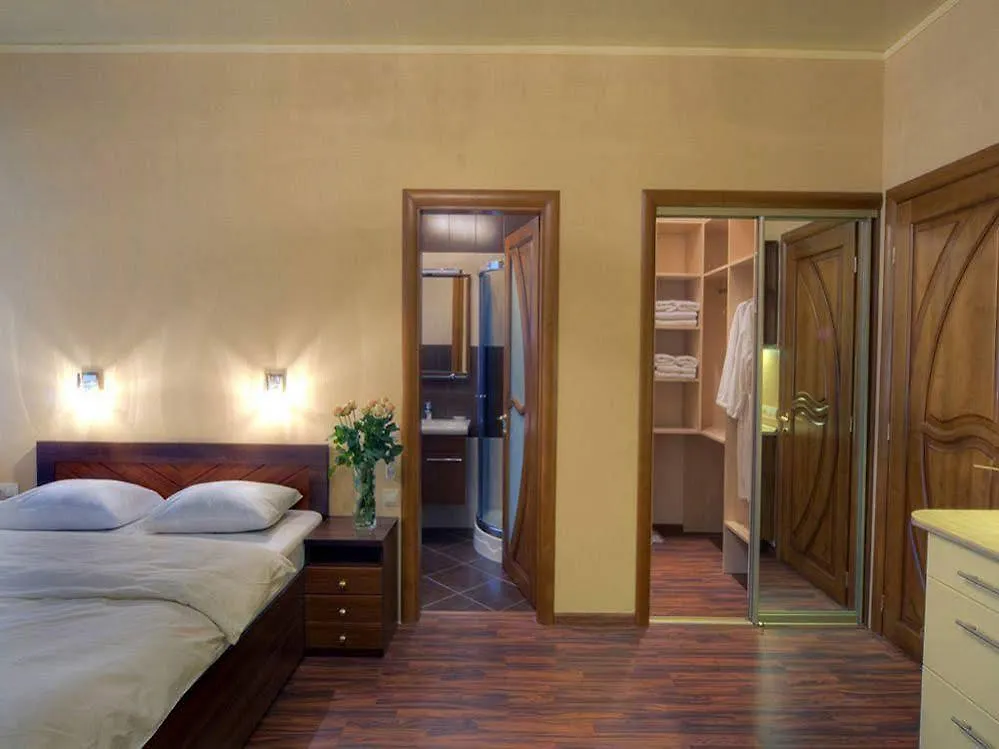 *** Hotel KievInn Ukraine