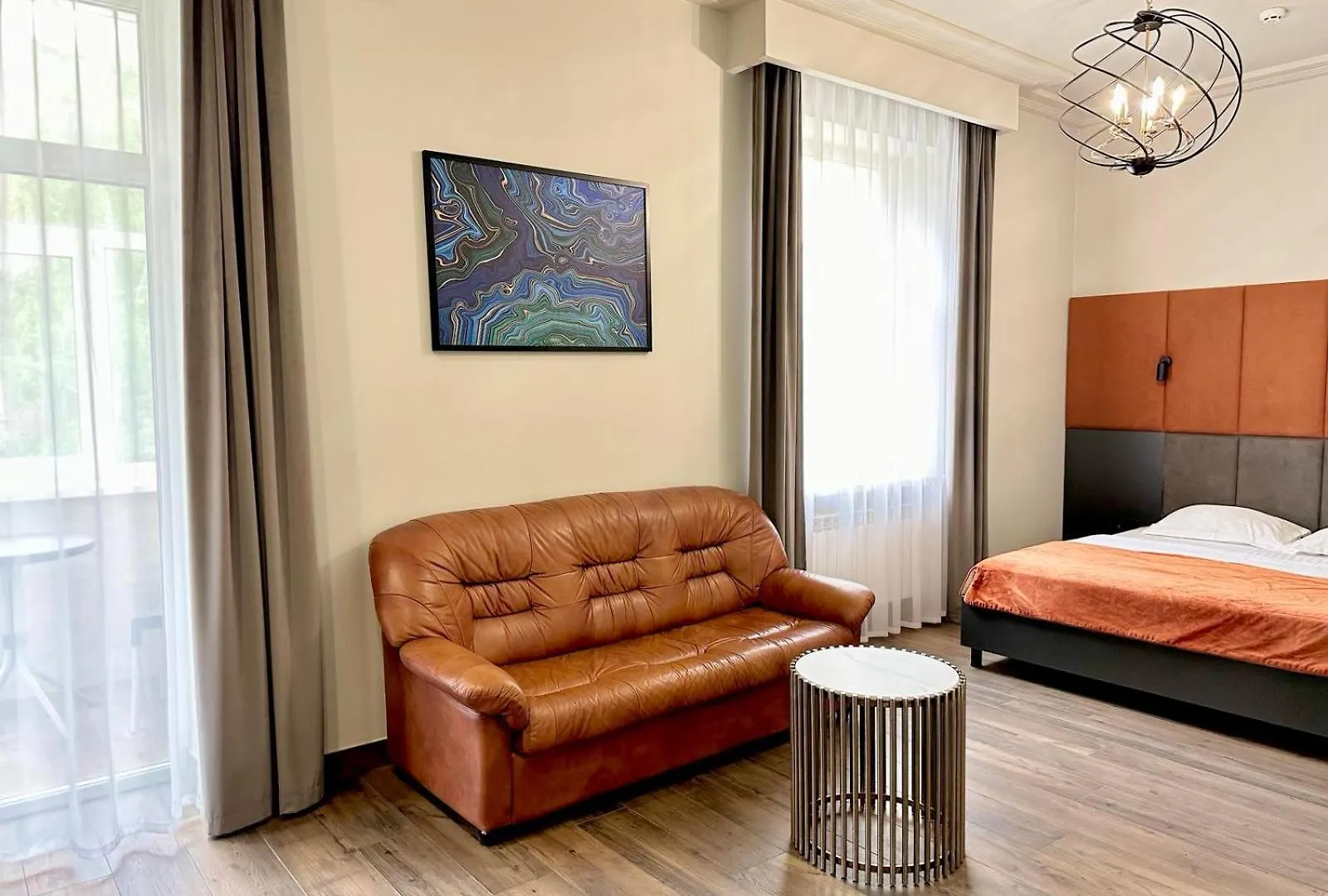 Kievinn 3*, Kyiv Ukraine